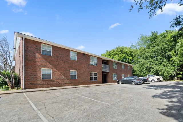 $925 | 3855 Northeast Drive, Unit F, Clarksville, TN 37040