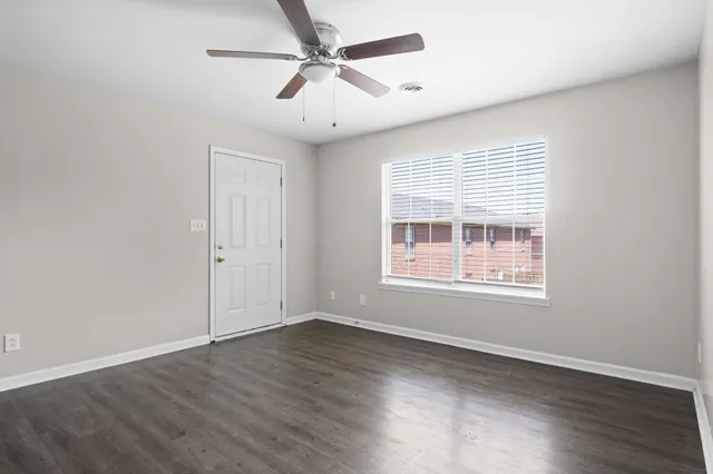 $925 | 3855 Northeast Drive, Unit F, Clarksville, TN 37040
