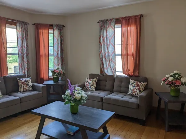 $3,000 | 59 Edson Street, Unit 2, Boston, MA 02124