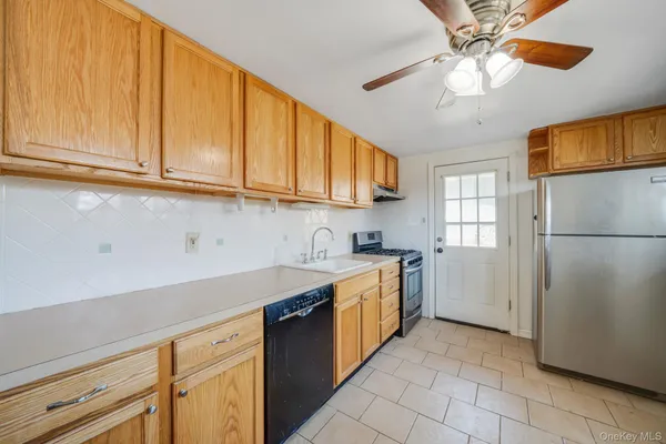 $849,888 | 676 Bohemia Parkway, Sayville, NY 11782