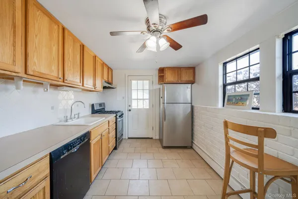 $849,888 | 676 Bohemia Parkway, Sayville, NY 11782