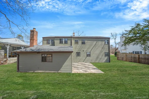 $849,888 | 676 Bohemia Parkway, Sayville, NY 11782