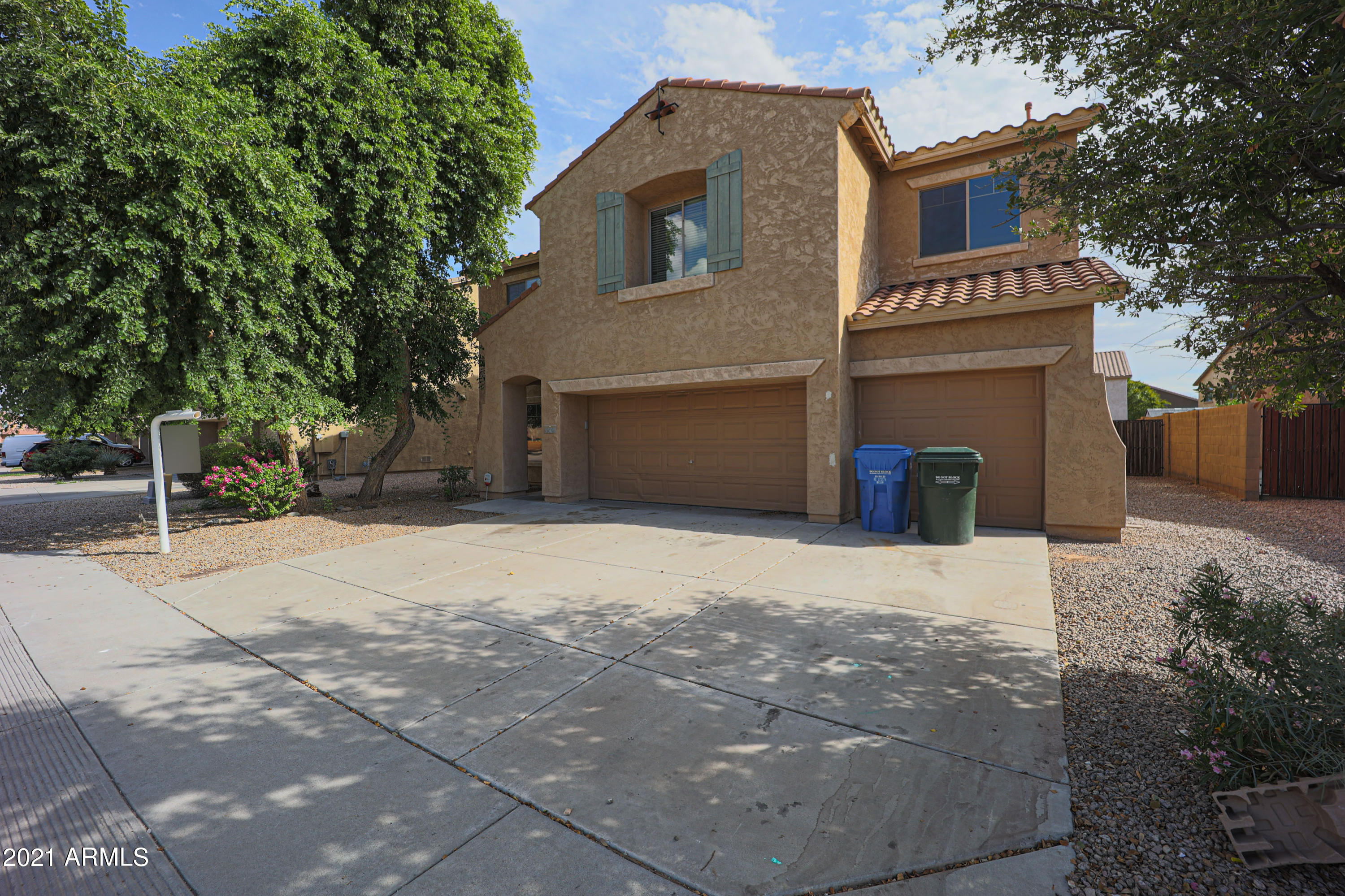 9309 West Rascon Loop Phoenix, AZ 85037 - Photo 2 of 32 Entry