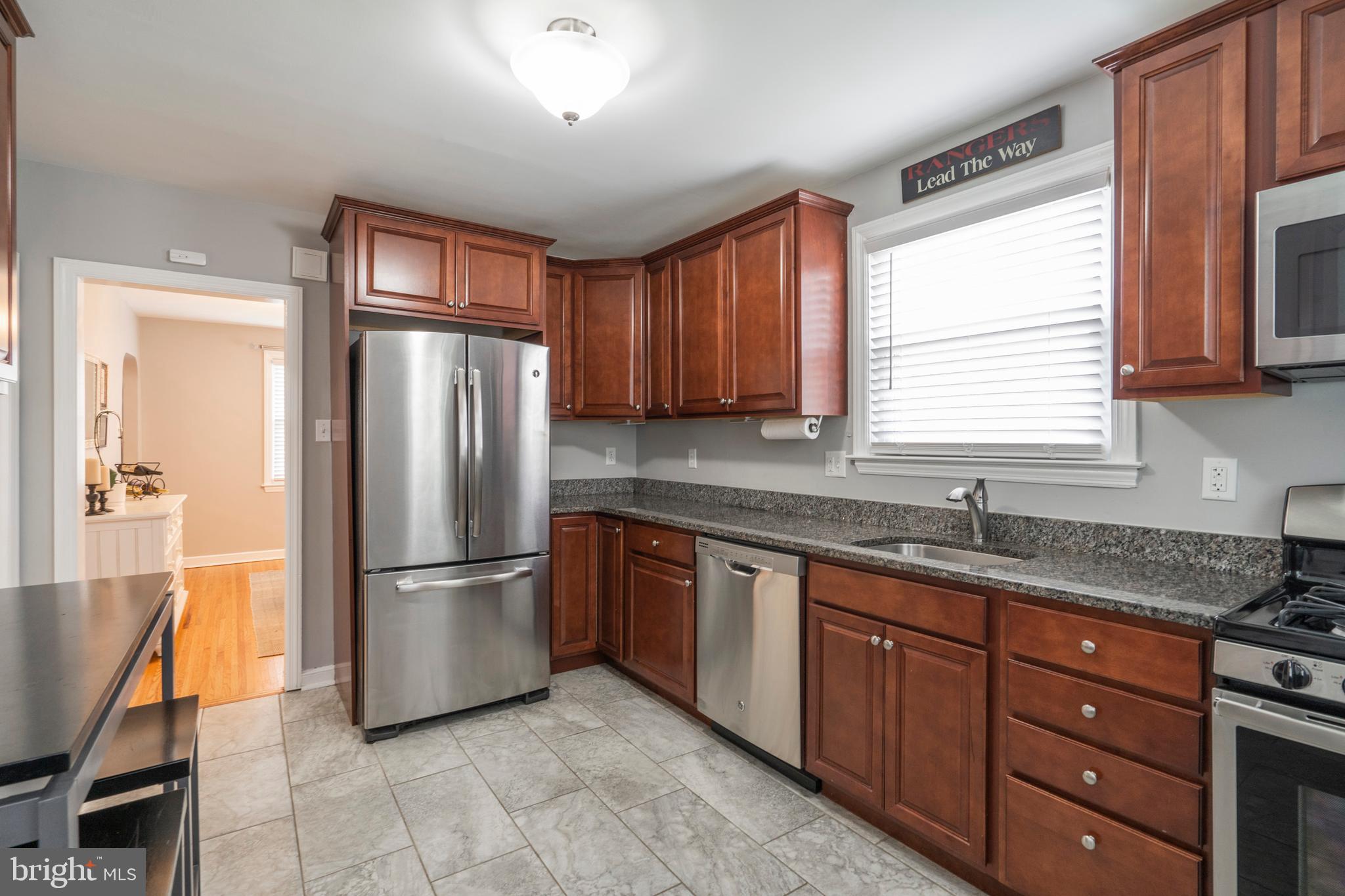 129 Glendale Road Havertown, PA 19083 - Photo 13 of 52 Kitchen