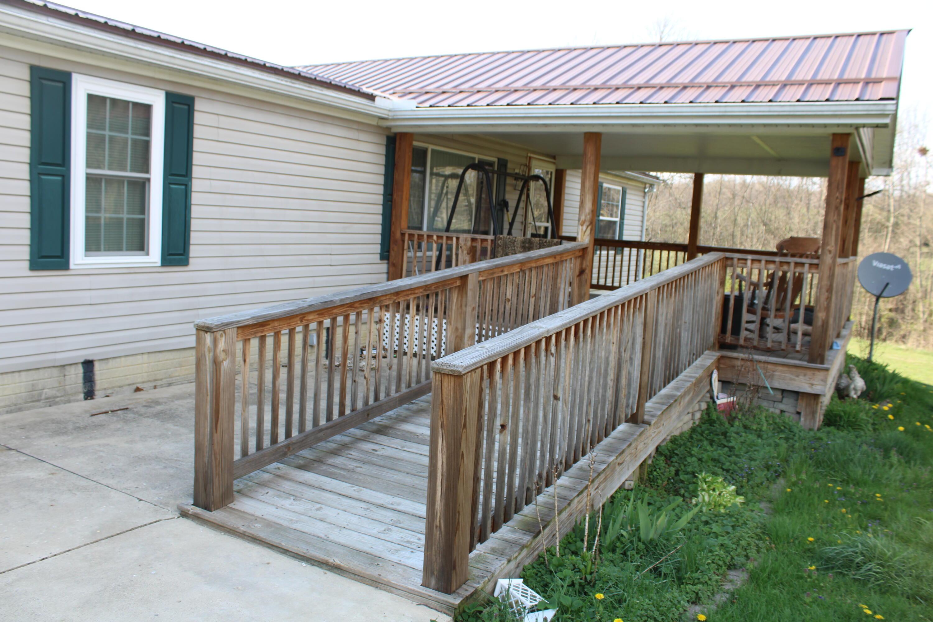 8563 Hazel Dell Road Howard, OH 43028 - Photo 11 of 13 IMG_0255