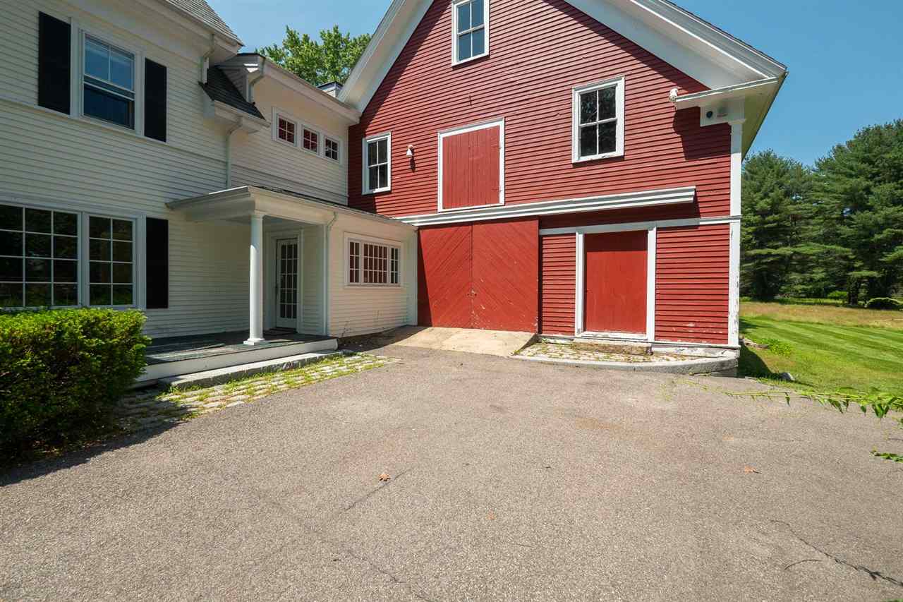 31 Maple Road North Hampton, NH 03862 - Photo 3 of 40