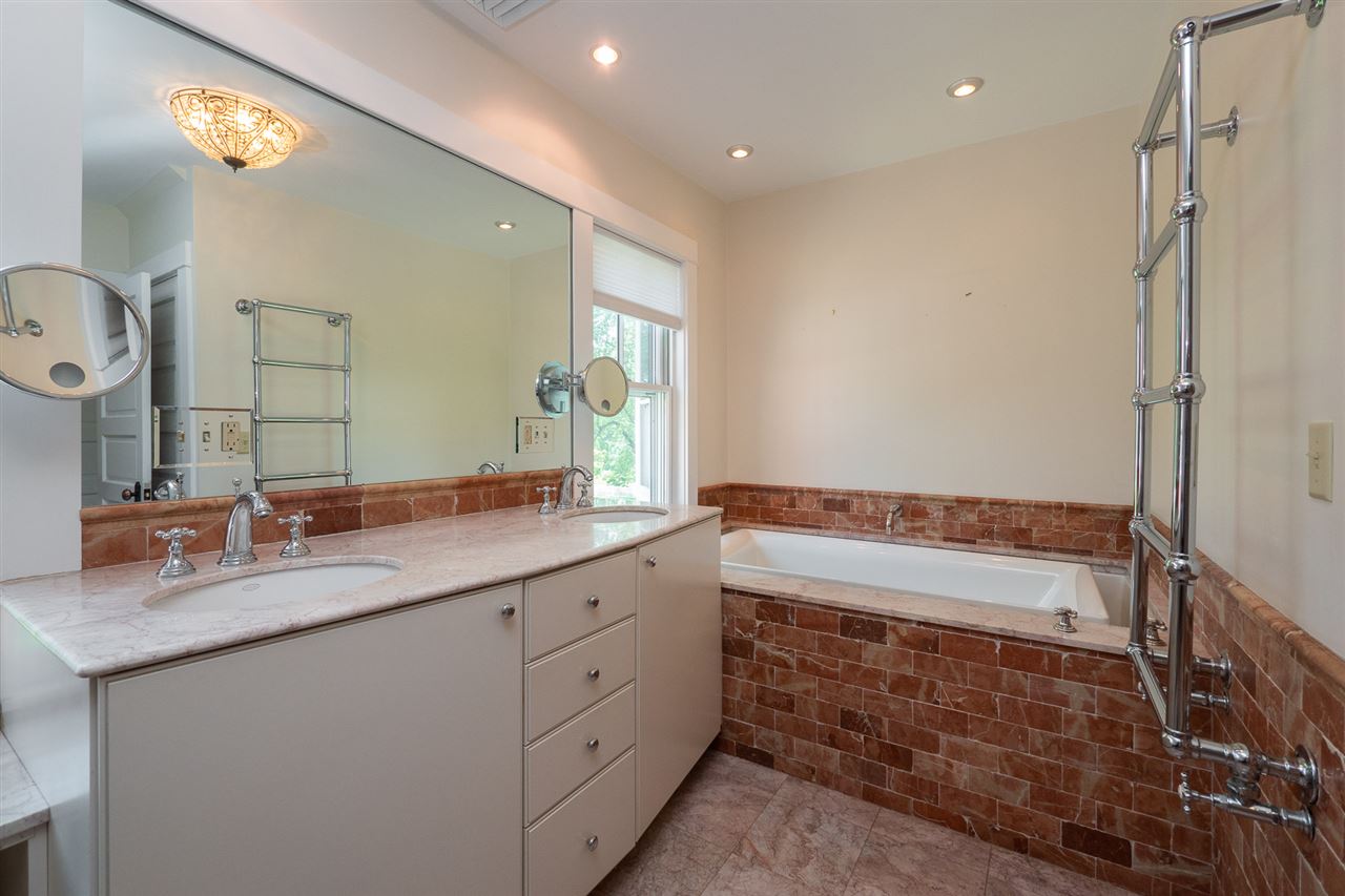 31 Maple Road North Hampton, NH 03862 - Photo 25 of 40