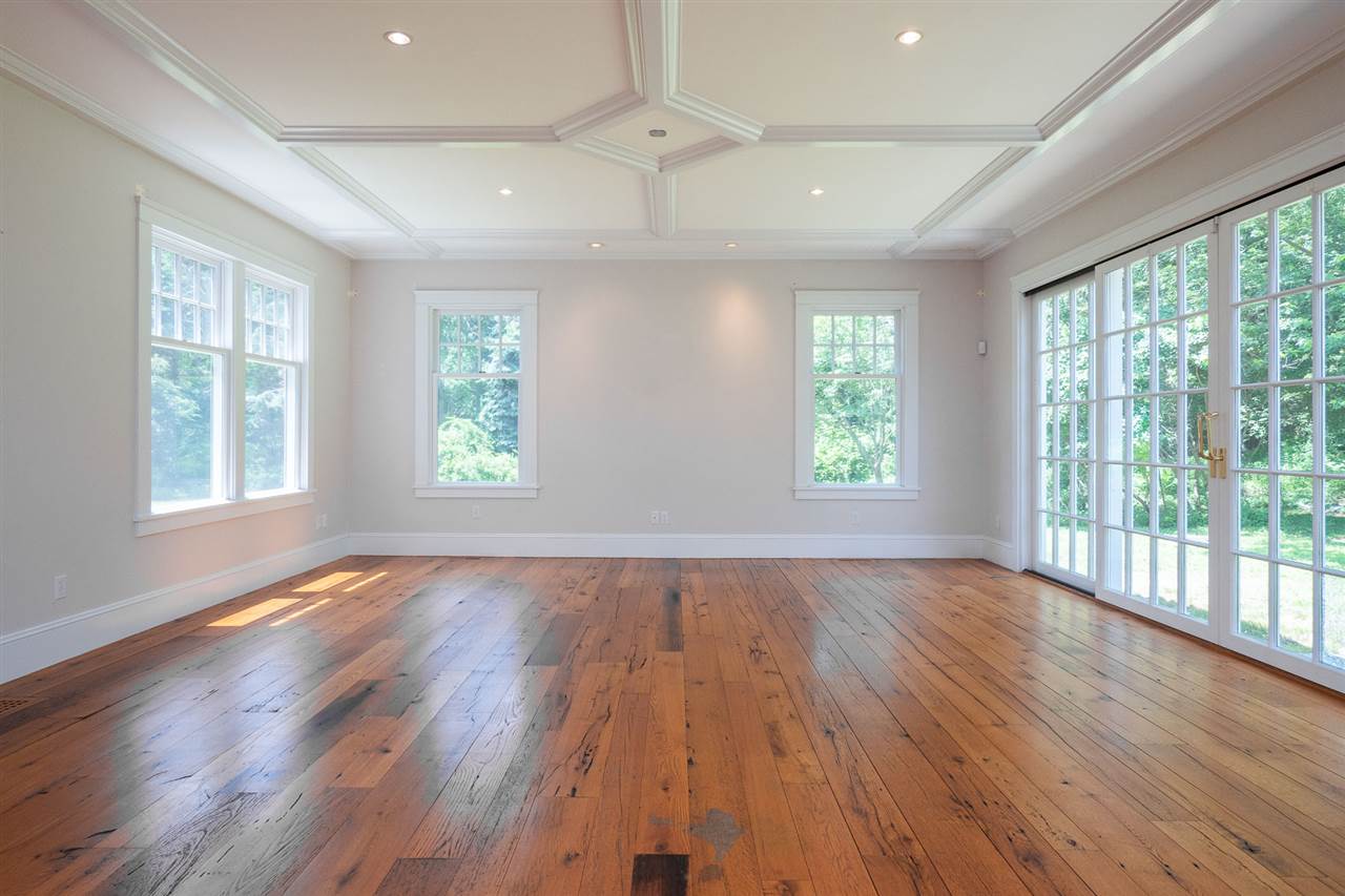 31 Maple Road North Hampton, NH 03862 - Photo 8 of 40