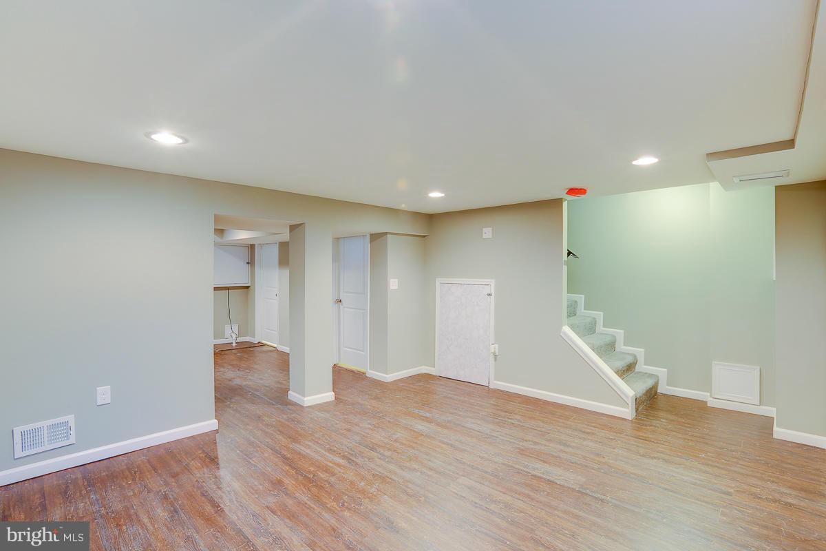 1428 Cedarcroft Road Baltimore, MD 21239 - Photo 18 of 22 Family Room