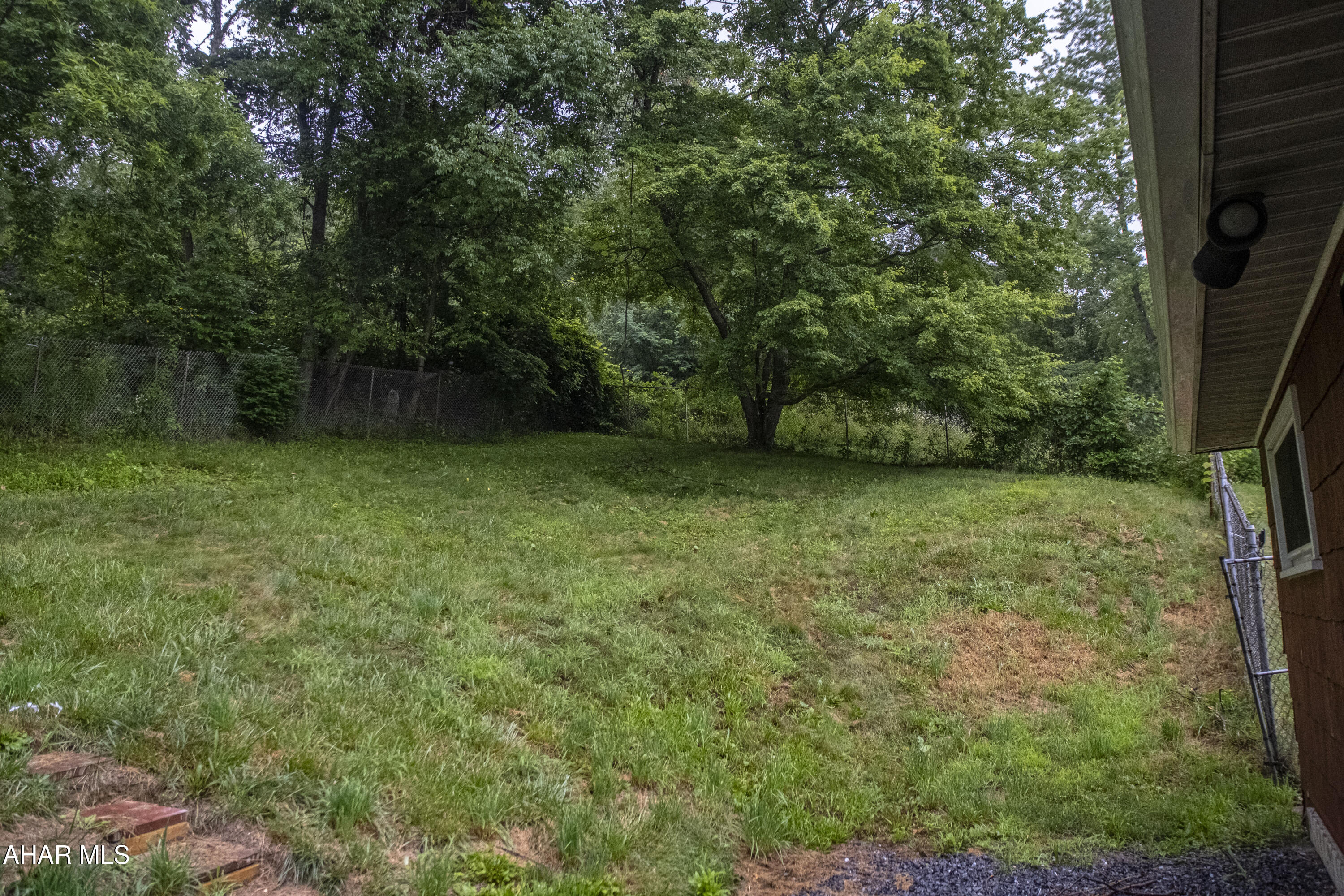 315 Munster Road Portage, PA 15946 - Photo 3 of 36