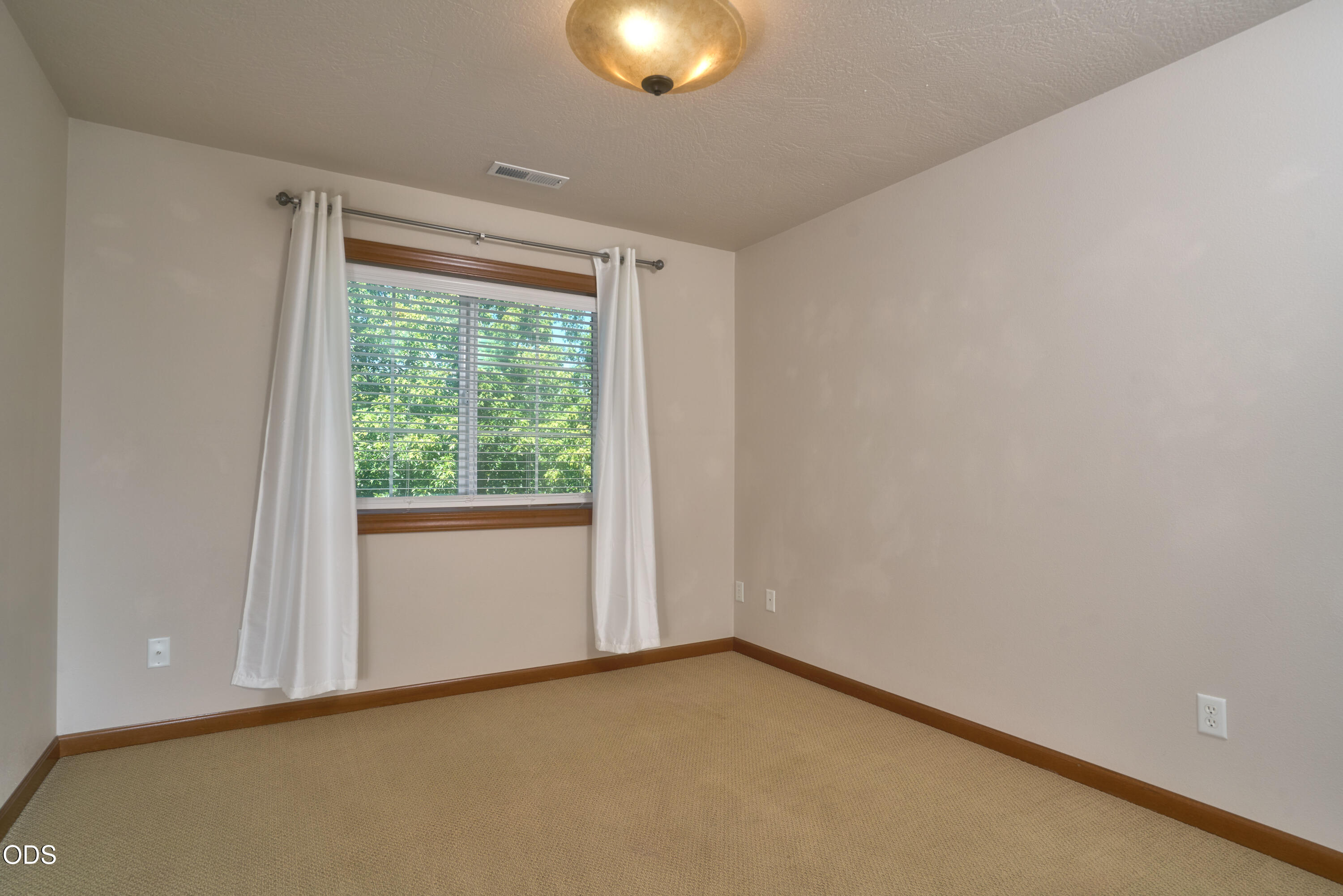 238 Fieldbrook Court Medford, OR 97504 - Photo 35 of 61