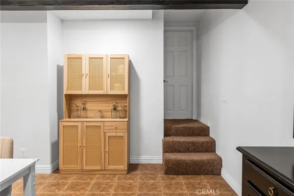 $2,200 | 2371 Spring Oak Drive, Running Springs, CA 92382