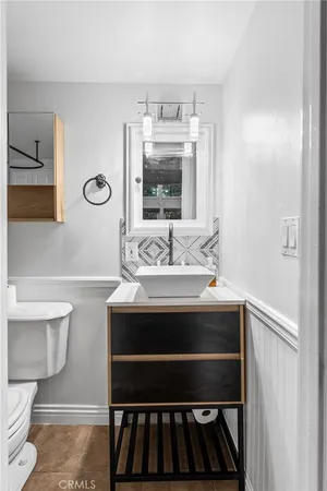 $2,200 | 2371 Spring Oak Drive, Running Springs, CA 92382