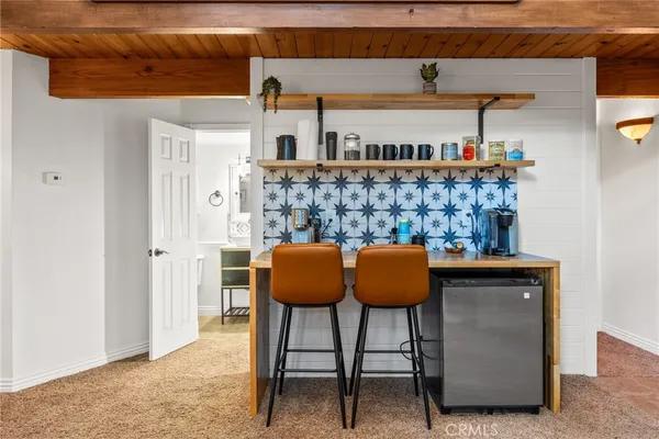 $2,200 | 2371 Spring Oak Drive, Running Springs, CA 92382