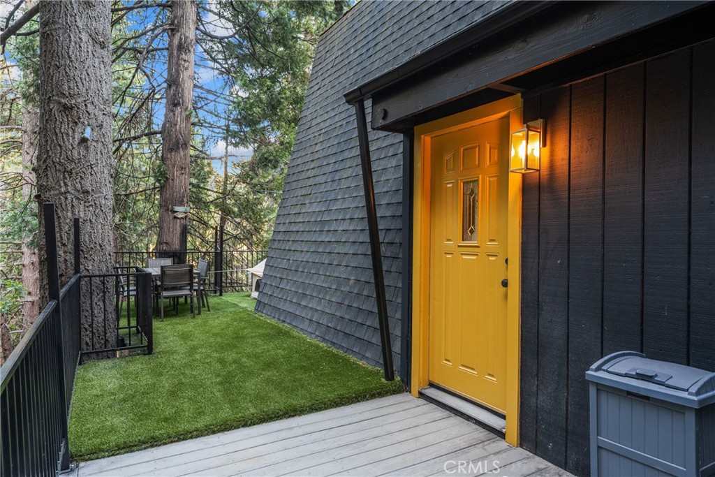 2371 Spring Oak Drive Running Springs, CA 92382 - Photo 6 of 26