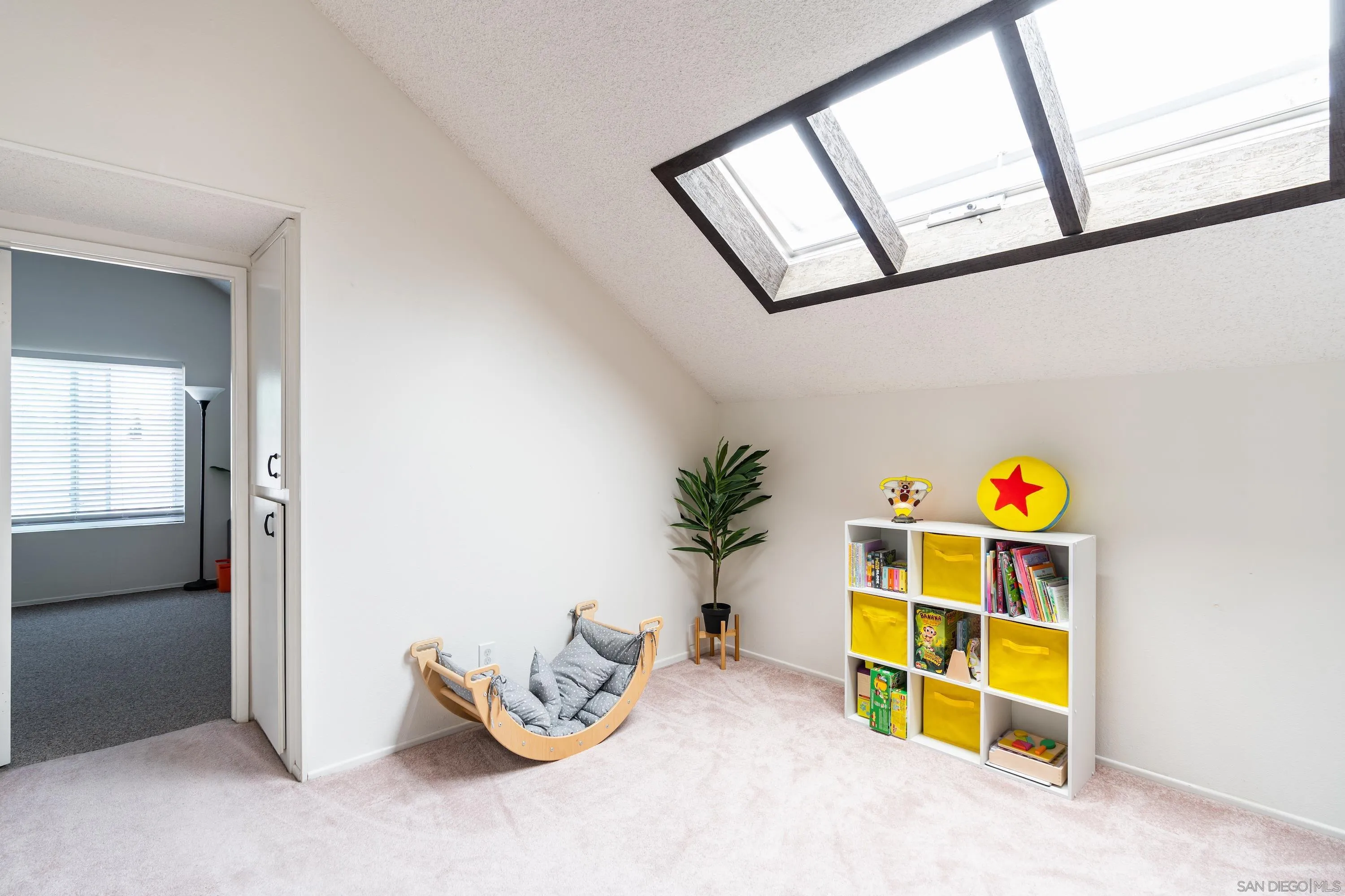 4166 Kimberly Lane Oceanside, CA 92056 - Photo 16 of 25