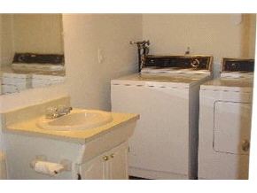 20 Perley Road, Unit 20 Derry, NH 03038 - Photo 3 of 8