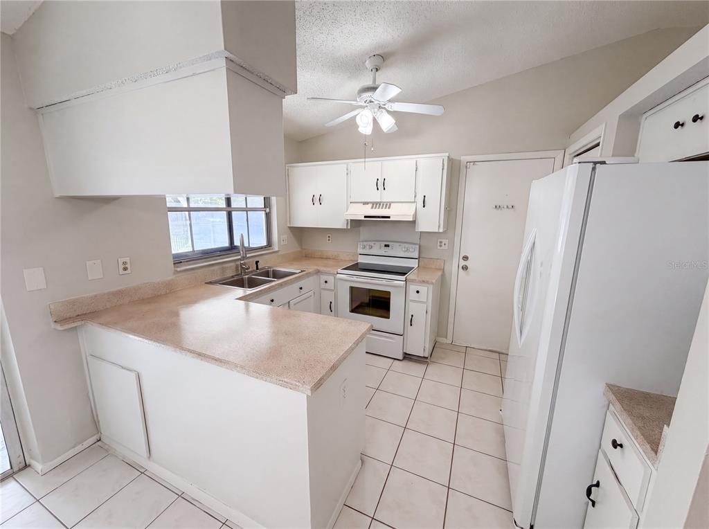 5304 Harbinger Road Spring Hill, FL 34608 - Photo 9 of 23