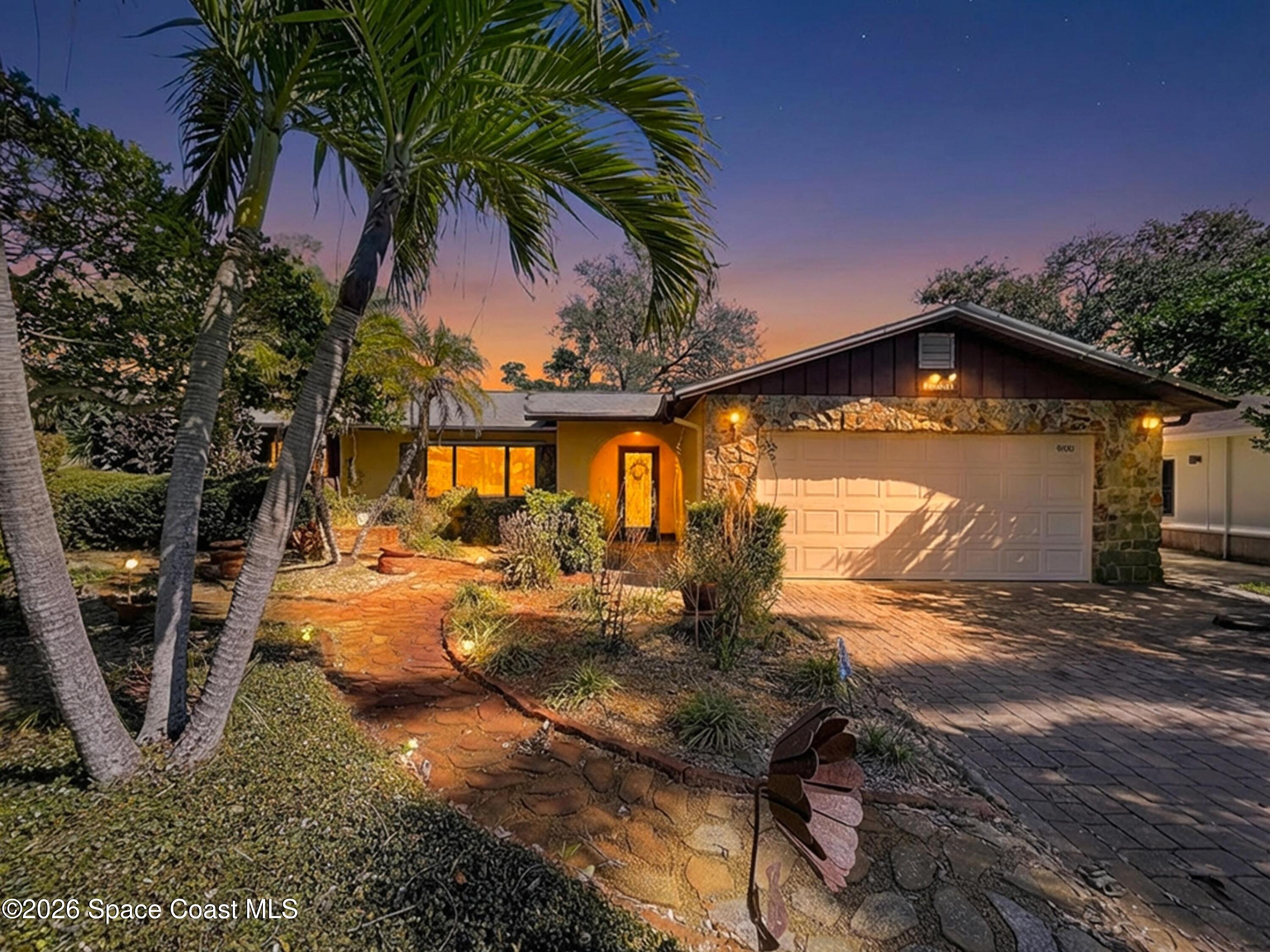 9591 128th Terrace North Largo, FL 33773 - Photo 3 of 90 001-zt9591-128th-terr-n_00115_original