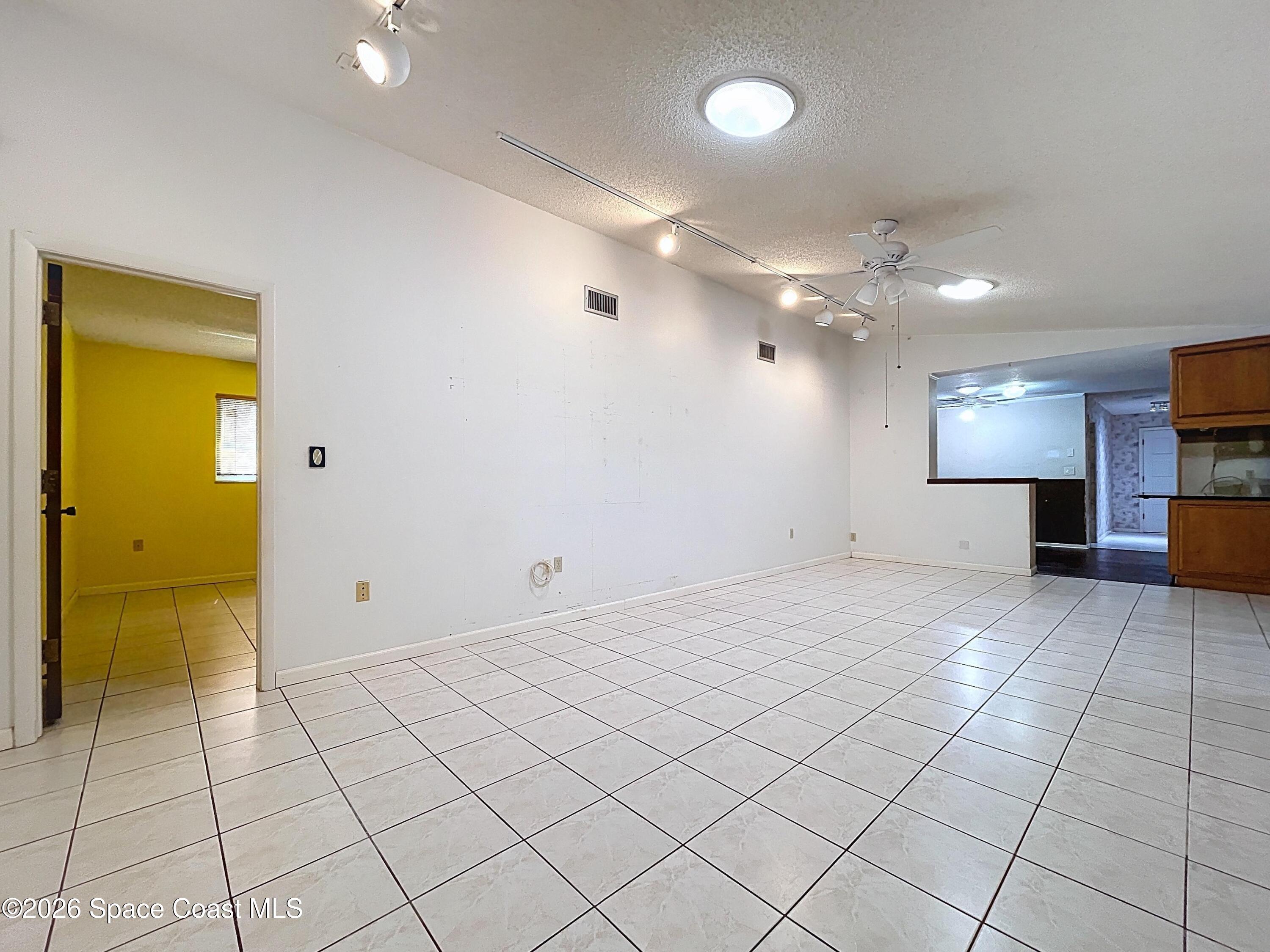 9591 128th Terrace North Largo, FL 33773 - Photo 38 of 90 037-9591-128th-terr-n_00042_original