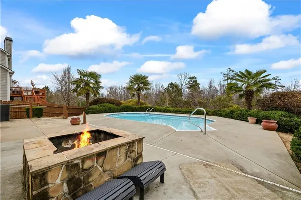 $450,000 | 748 Sandstone Trail, Jefferson, GA 30549