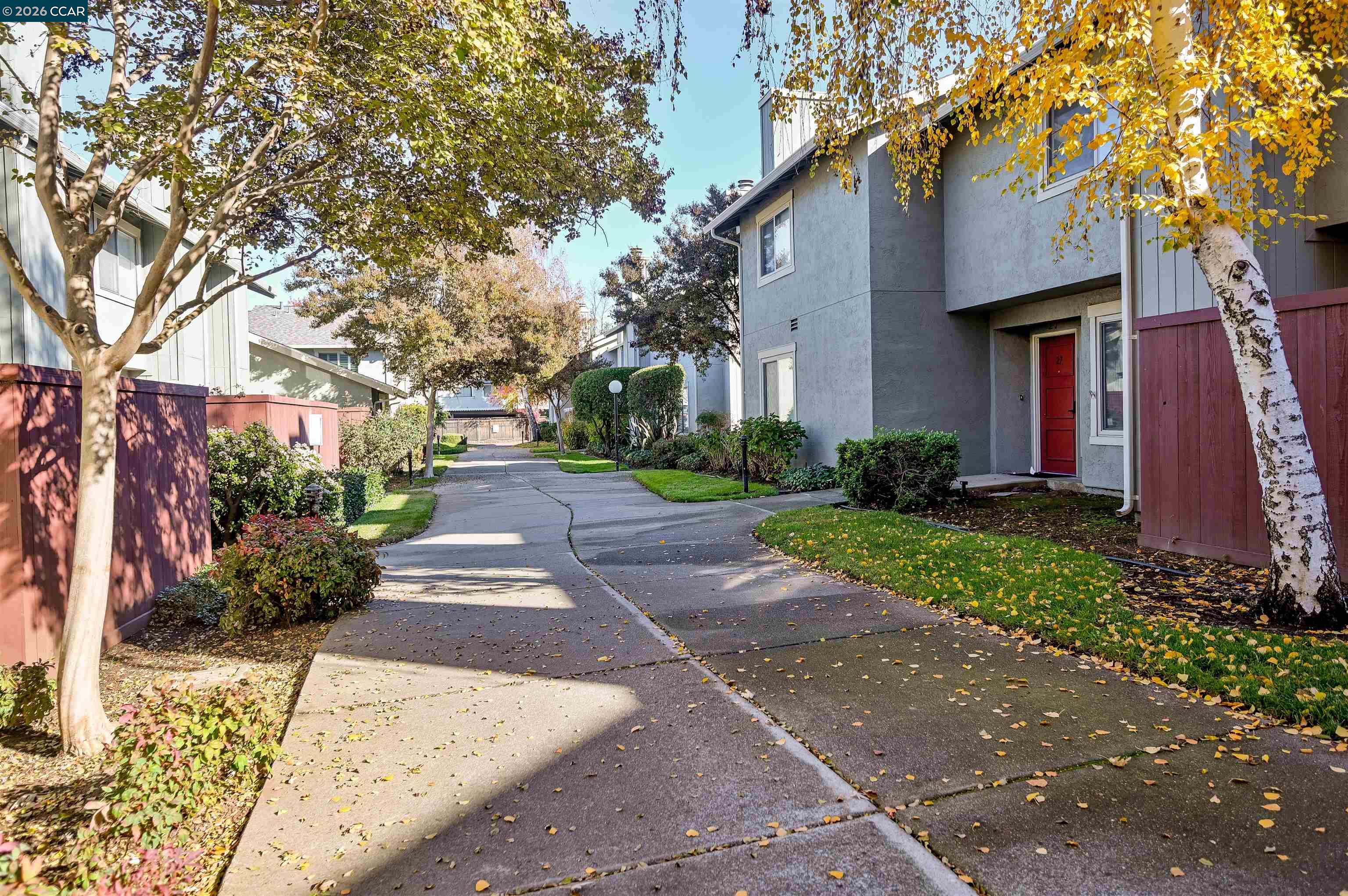 5333 Park Highlands Boulevard, Unit 27 Concord, CA 94521 - Photo 2 of 27