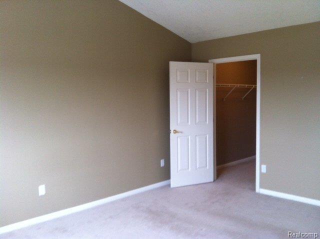 454 Lilly View Court Howell, MI 48843 - Photo 14 of 24 Master.jpg
