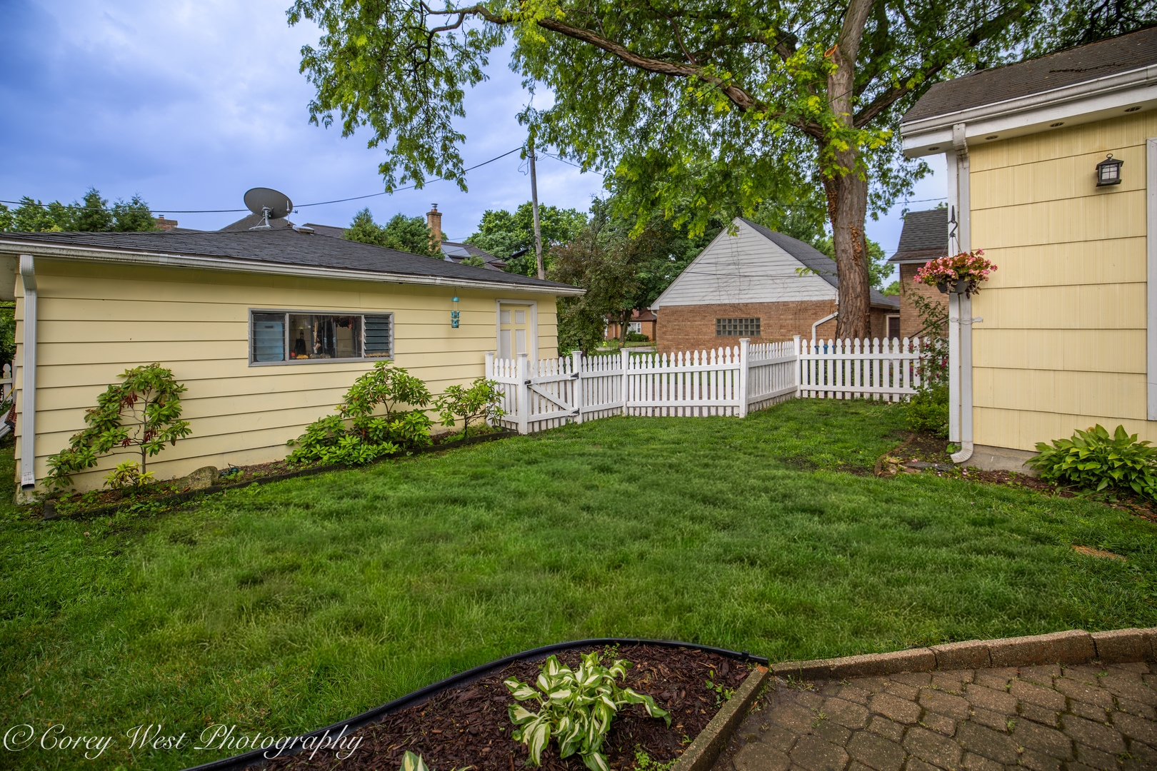 398 West St Charles Road Elmhurst, IL 60126 - Photo 34 of 40