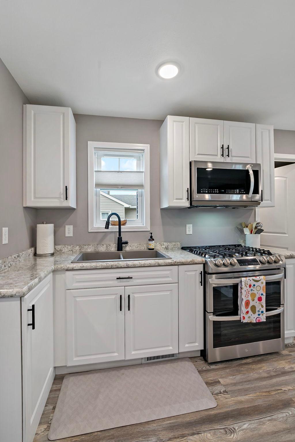 431 Main Street South Hector, MN 55342 - Photo 21 of 37