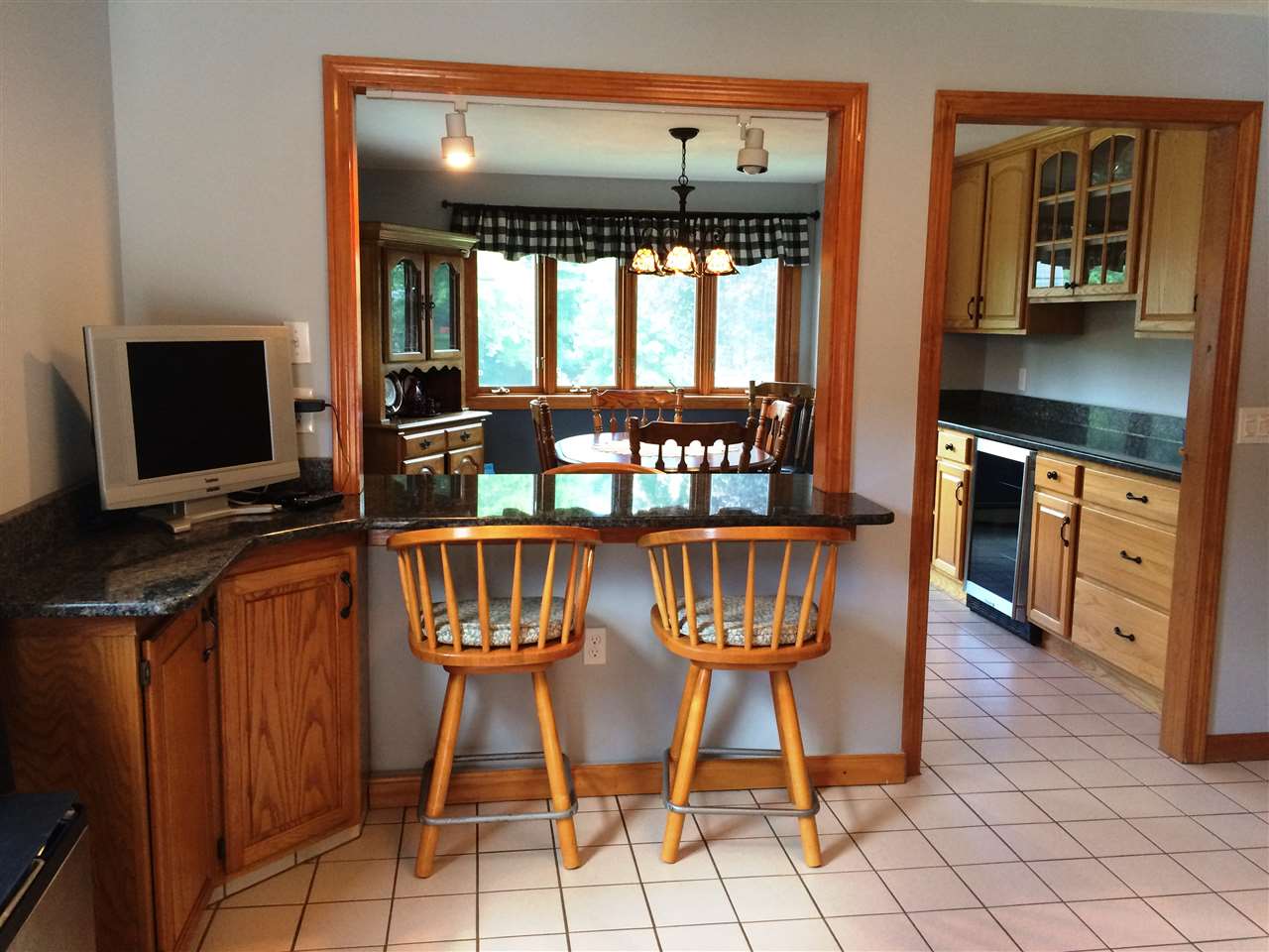 74 Scobie Pond Road Derry, NH 03038 - Photo 14 of 23
