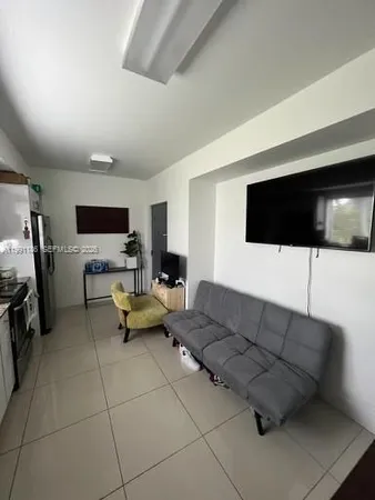 $1,600 | 2300 Northwest 7th Street, Unit 201, Miami, FL 33125