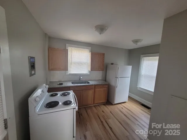 $925 | 216 Harrill Street, Unit A, Statesville, NC 28677