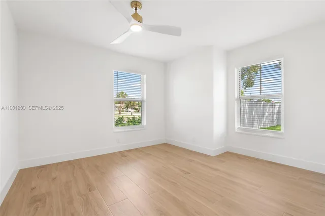 $3,600 | 102 Southwest 13th Avenue, Delray Beach, FL 33444