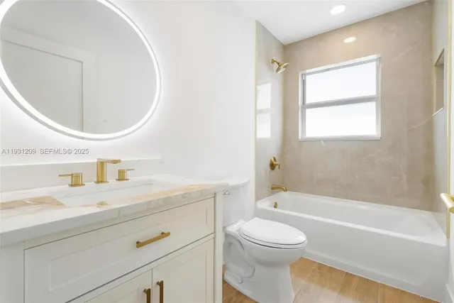 $3,600 | 102 Southwest 13th Avenue, Delray Beach, FL 33444