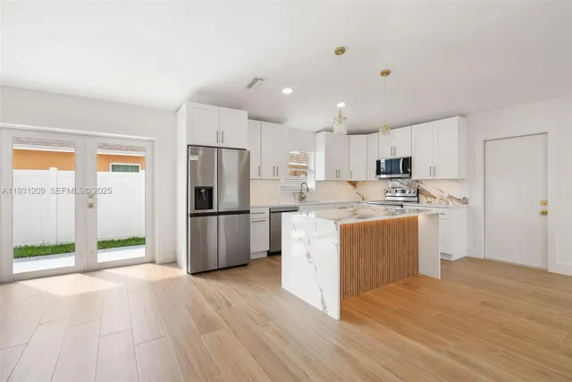 $3,600 | 102 Southwest 13th Avenue, Delray Beach, FL 33444