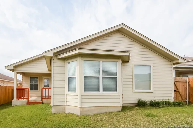$1,695 | 9522 Ascending, Converse, TX 78109