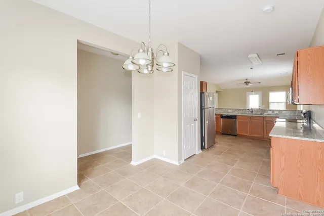 $1,695 | 9522 Ascending, Converse, TX 78109