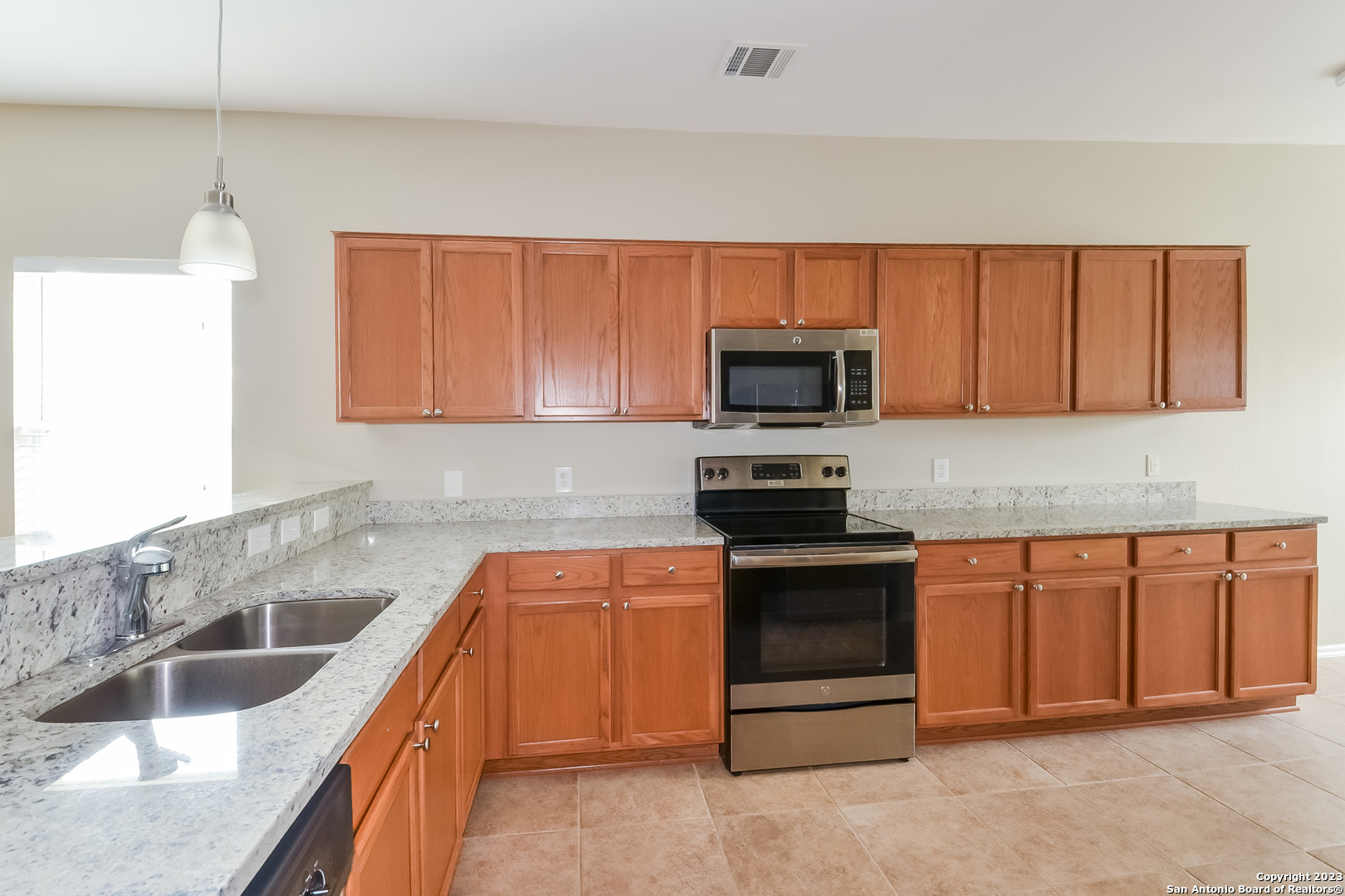 9522 Ascending Converse, TX 78109 - Photo 7 of 15