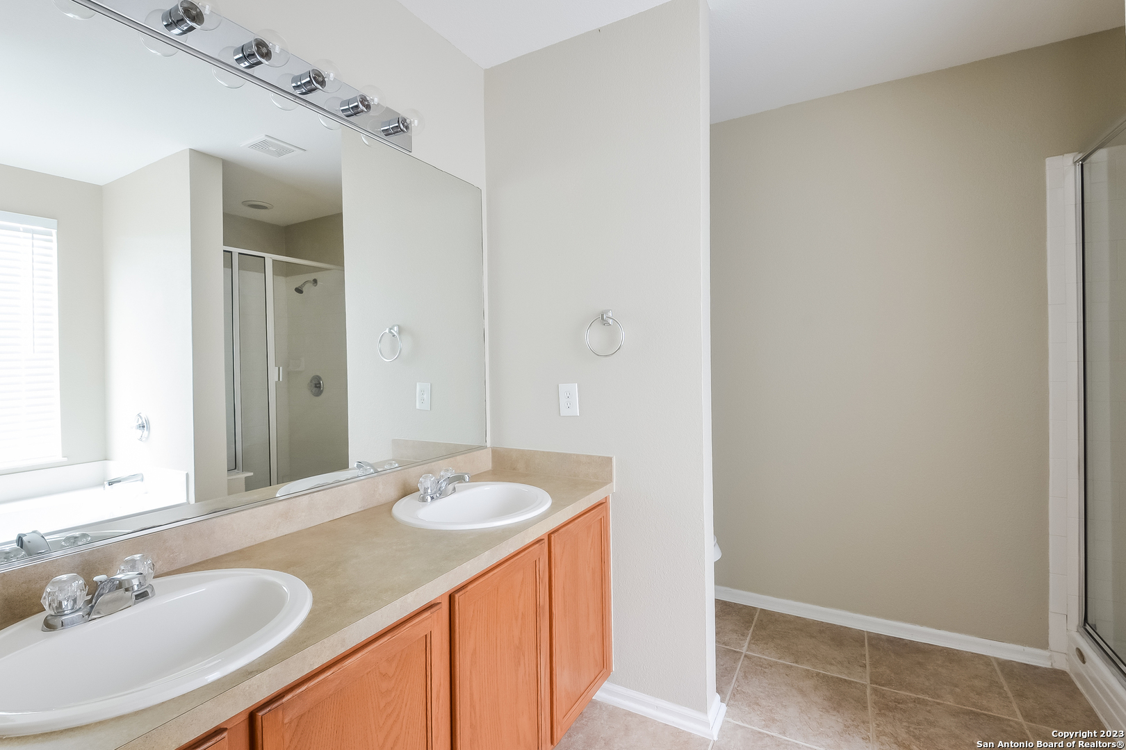 9522 Ascending Converse, TX 78109 - Photo 10 of 15