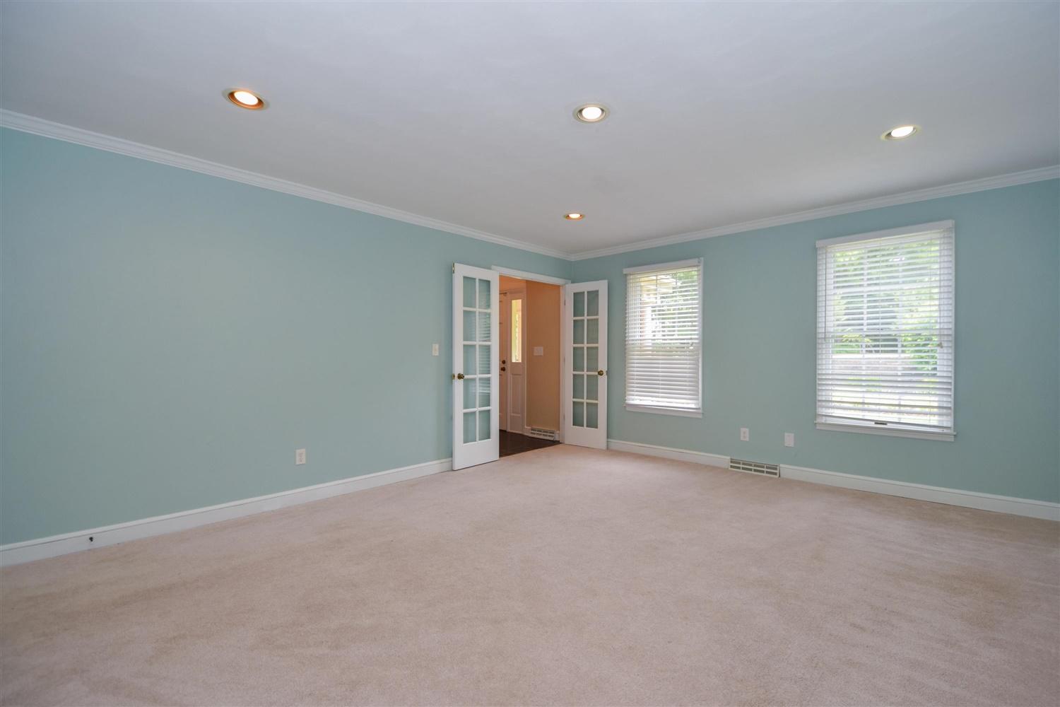 5343 Silver Fox Road Roanoke, VA 24018 - Photo 7 of 42 04-5343 Silver Fox-4