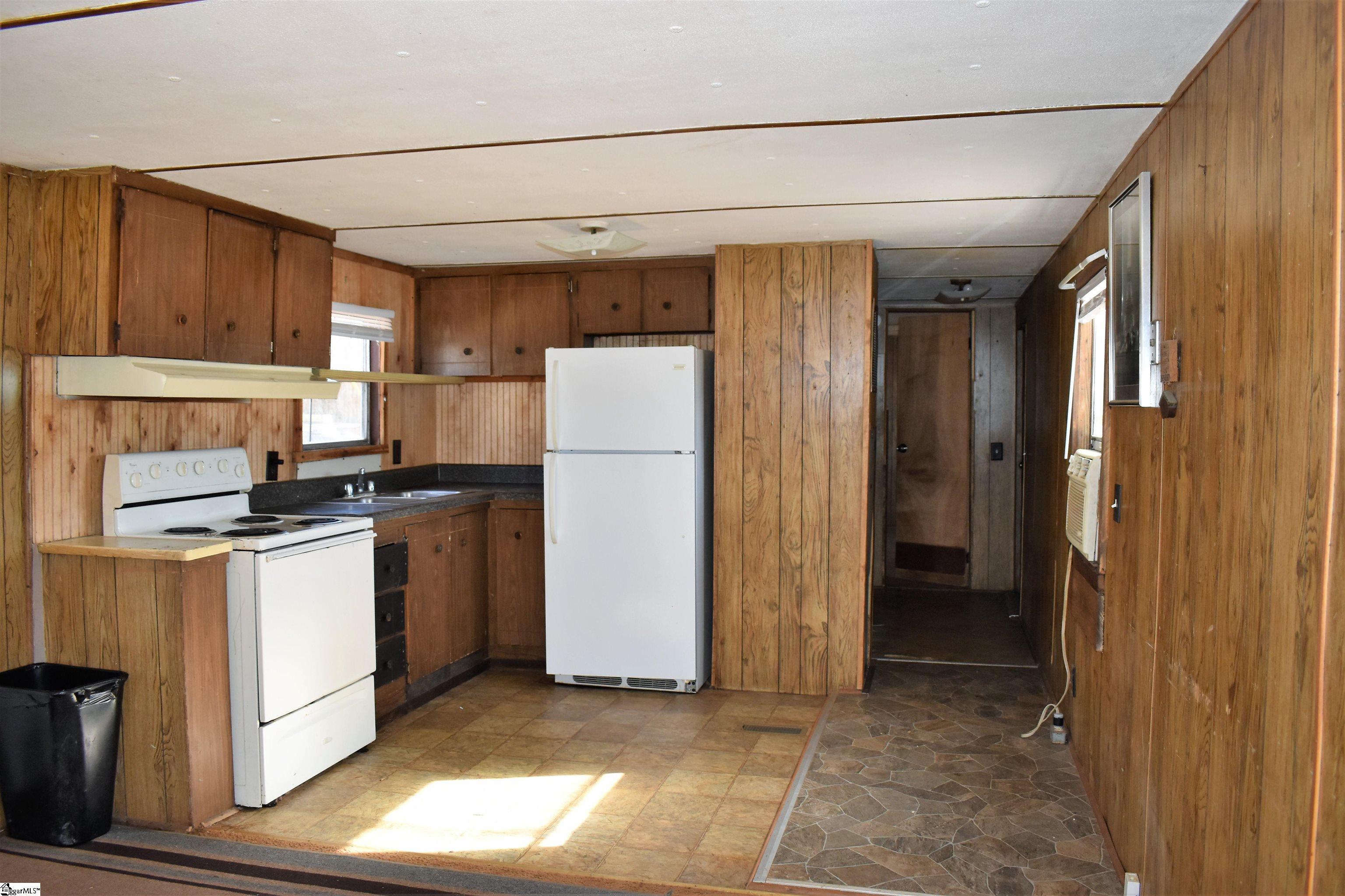 113 West Woodland Road Easley, SC 29640 - Photo 14 of 22 Gallery Image 14