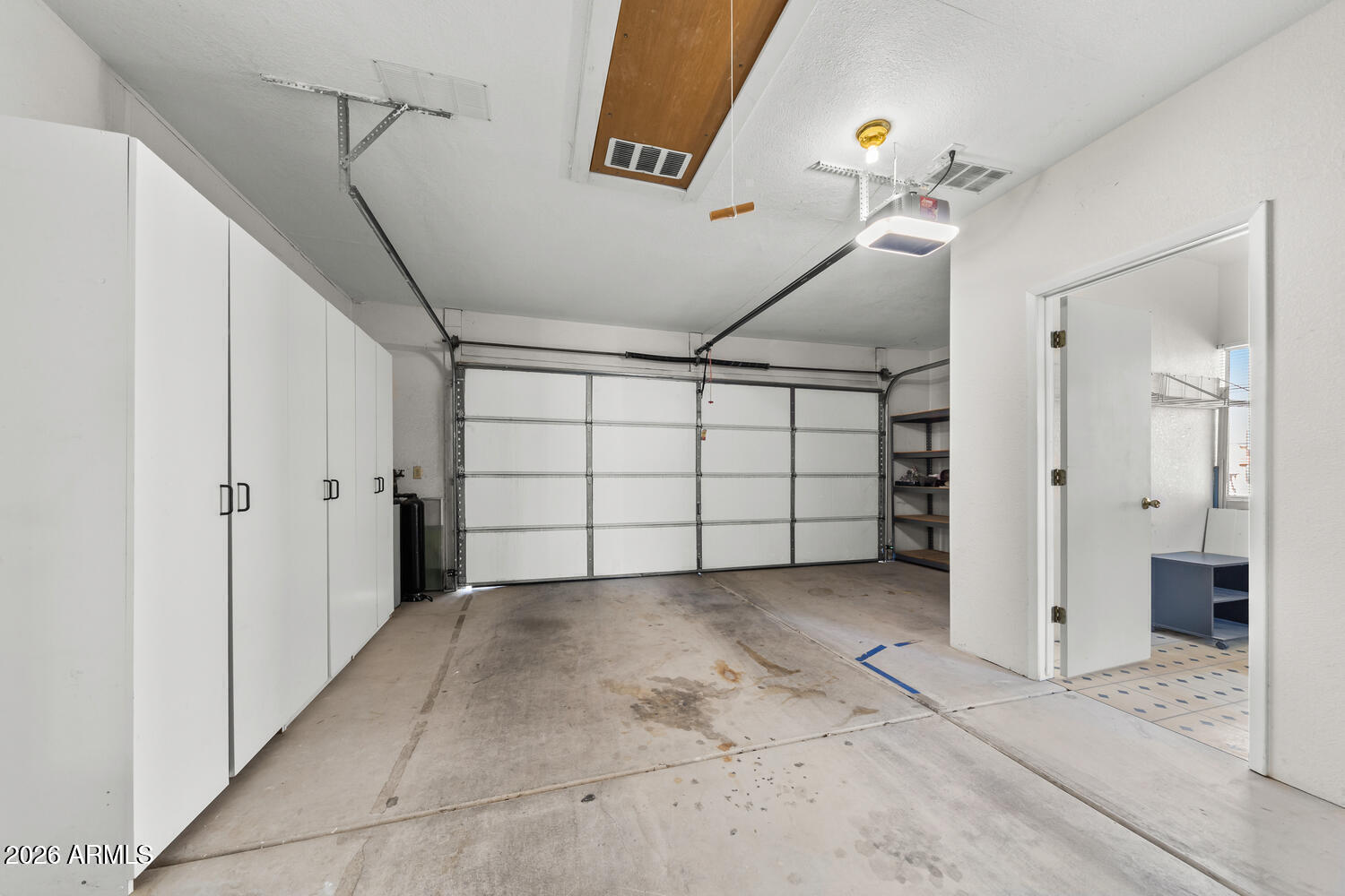 17200 West Bell Road, Unit 2251 Surprise, AZ 85374 - Photo 29 of 42 GARAGE