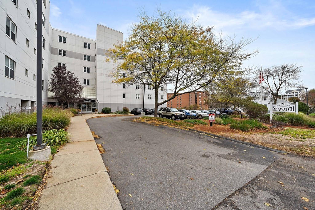 20 Rockland House Road, Unit 406 Hull, MA 02045 - Photo 28 of 39 a view of a street with houses on both side of it