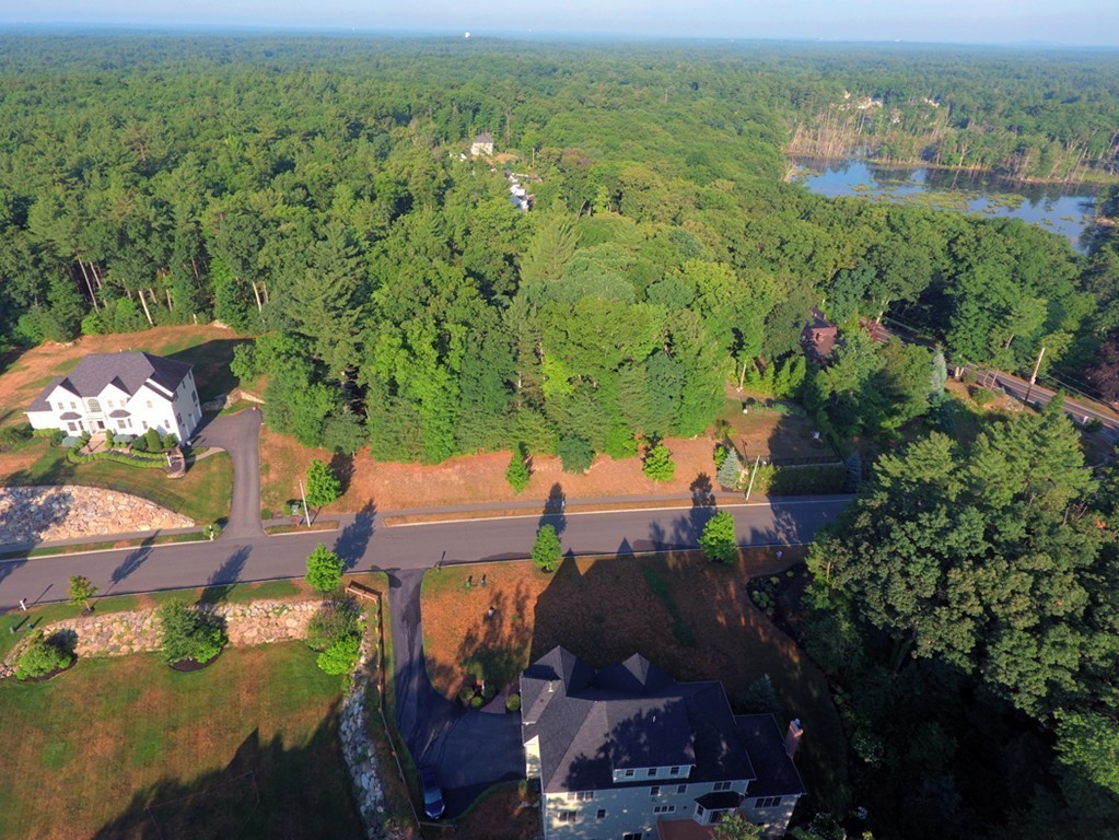 30 Olde Coach Road North Reading, MA 01864 - Photo 1 of 14 Gallery Image 1