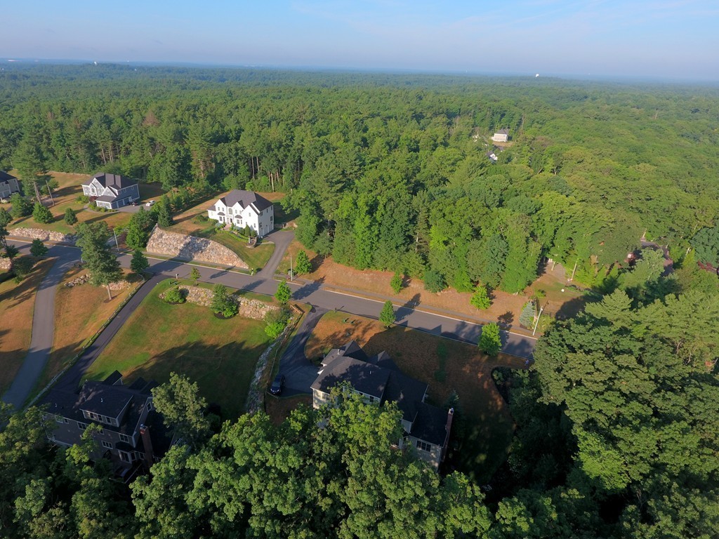 30 Olde Coach Road North Reading, MA 01864 - Photo 8 of 14 Gallery Image 8