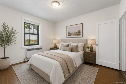 $319,500 | 14 North Chatsworth Avenue, Unit 1K, Larchmont, NY 10538