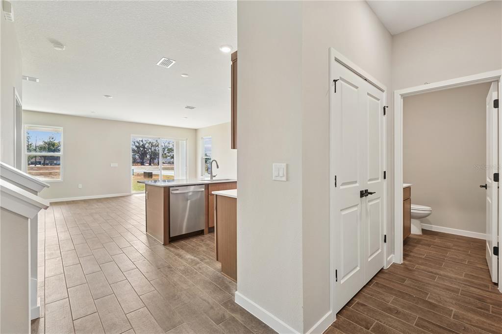 4465 Northwest 37th St Road Ocala, FL 34482 - Photo 3 of 19