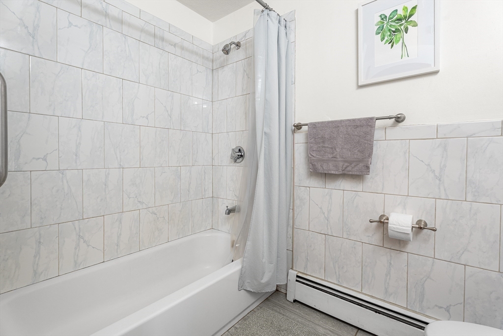 95 Evergreen Road Tewksbury, MA 01876 - Photo 20 of 31 Gallery Image 20