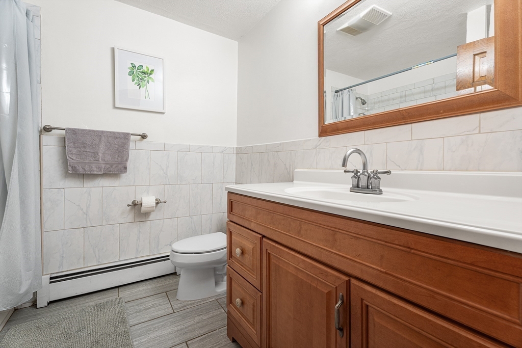 95 Evergreen Road Tewksbury, MA 01876 - Photo 21 of 31 Gallery Image 21