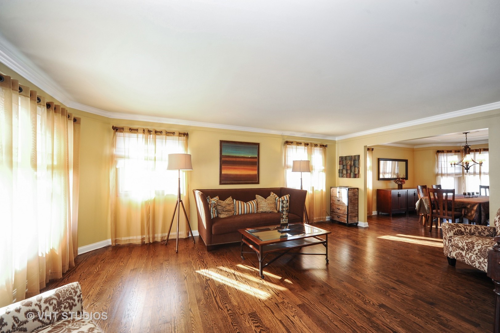 630 Raintree Road Buffalo Grove, IL 60089 - Photo 8 of 26 a living room with furniture and wooden floor